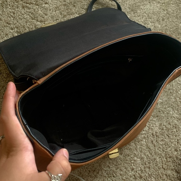 Large over the shoulder purse - Picture 5 of 5